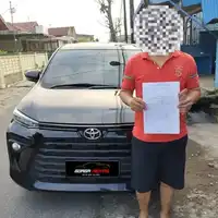 Pelanggan Gorga Rental dengan Toyota Avanza di Medan